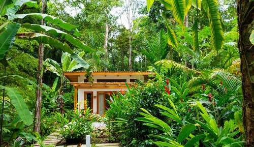 Bungalow with Garden View