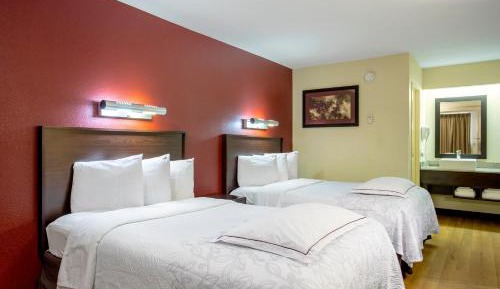 Premium Room with Two Double Beds Smoke Free (Upgraded Bedding & Snack)