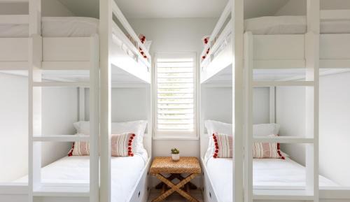 Four-Bedroom Villa with Premium Ocean Views & Bunk beds