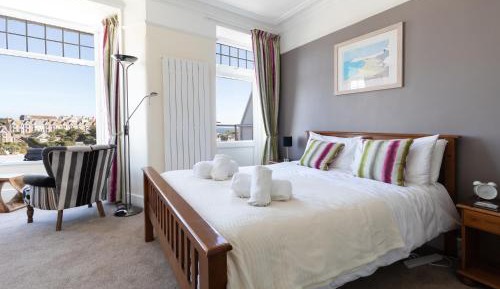 Deluxe Double Room with Balcony and Sea View