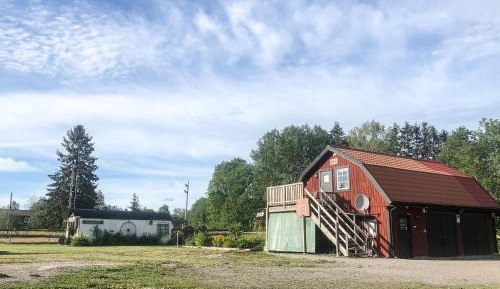 Family Room with Garden View
