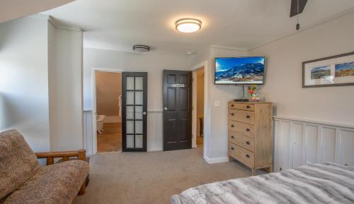 Queen Room with Balcony