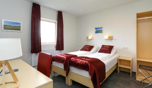 Twin Room with Bath