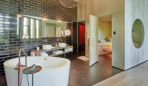 Spa Suite with Sauna