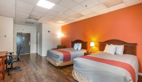 Queen Room with Two Queen Beds - Non-Smoking