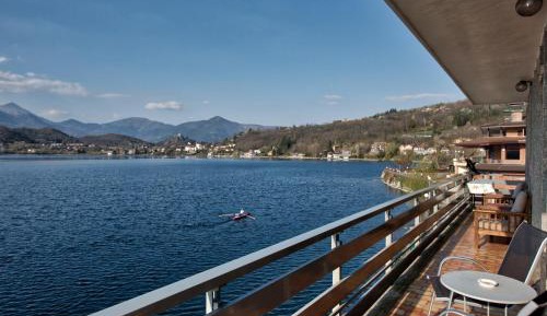 Double Room with Lake View