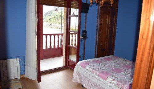 Double Room with Balcony and Sea View
