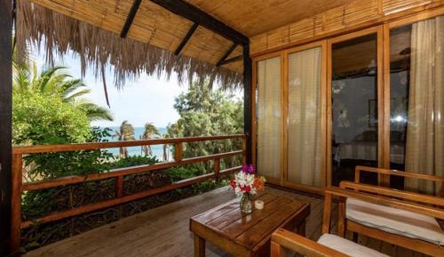 King Suite with Pool View