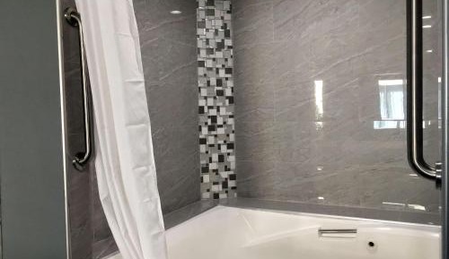 Double Room with Spa Bath