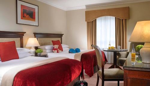 Family Room (2 Adults + 2 Children)