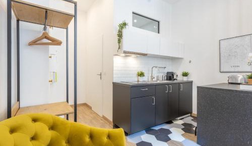 Superior Apartment