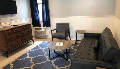 One-Bedroom Suite