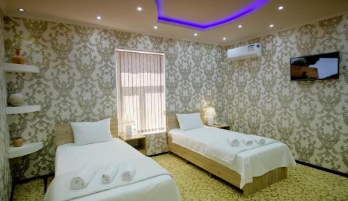 Twin Room with Bathroom