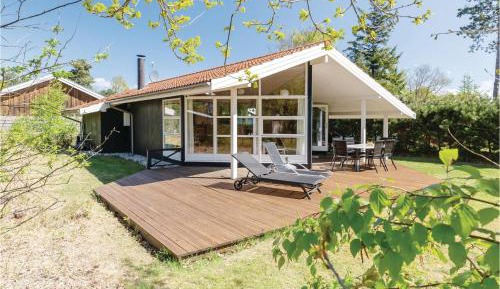 Two-Bedroom Holiday Home