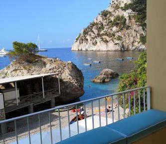 Studio Apartment with Sea View