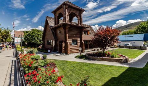 Two Bedroom Apartment 