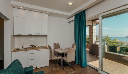 Apartment with Sea View