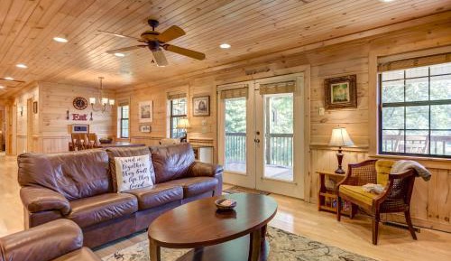 Four bedroom holiday home 