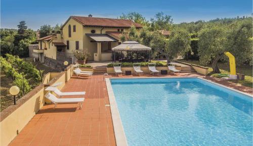 Five-Bedroom Holiday Home