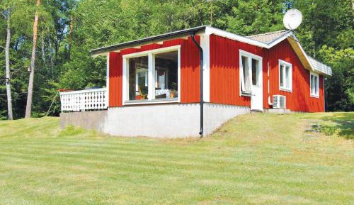 Two-Bedroom Holiday Home