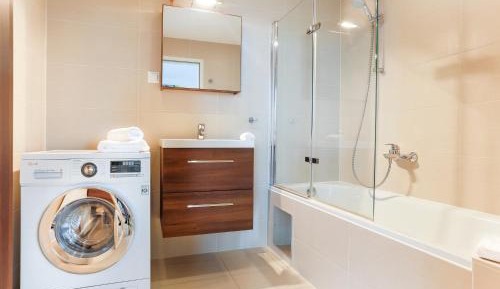 Penthouse Studio with Terrace and City View (Pool)