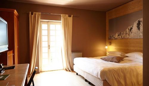 Superior Double or Twin Room with Garden View