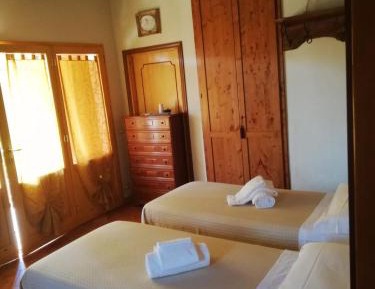 Large Double or Twin Room