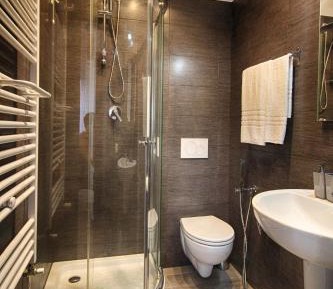 Deluxe Double Room with Shower