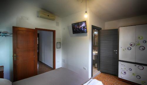 Deluxe Double Room with Shower