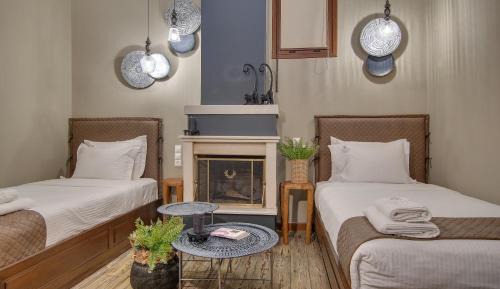 Twin Room with Fireplace