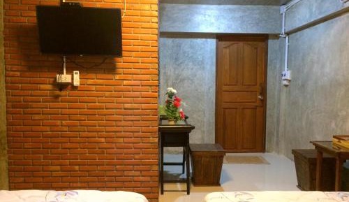 Twin Room with Private Bathroom