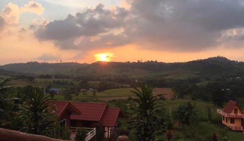 Family Room with Mountain View
