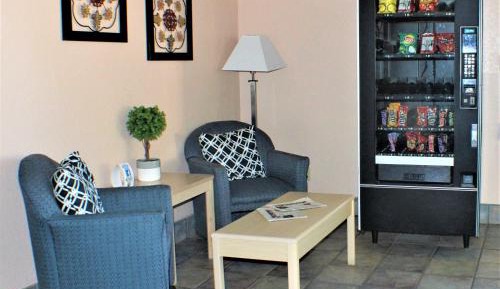 Deluxe Queen Room with Two Queen Beds - Disability Access - Non-Smoking