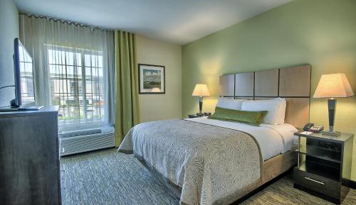 One-Bedroom King Suite - Disability Access