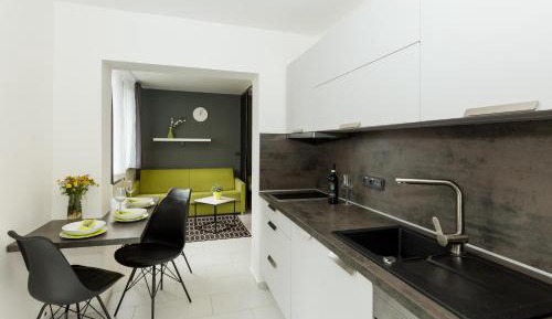 Apartment with Terrace