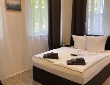 Deluxe Double Room with Shower