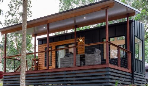 Tiny Home - Sleeps 2 - Dog Friendly