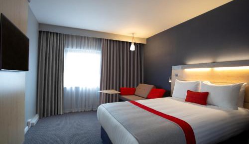 Standard Double Room with Free Hot Breakfast