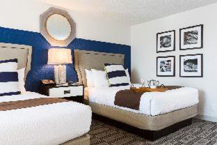 Deluxe King with Balcony