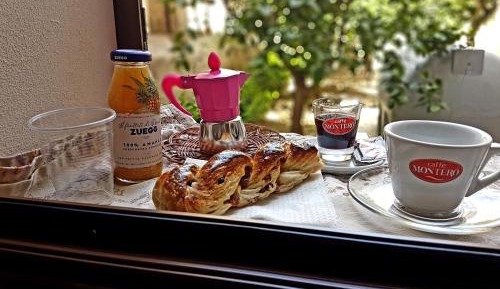 Apartment with Garden View