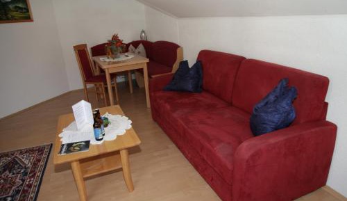 One-Bedroom Apartment with Balcony