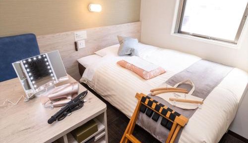 Double Room - Female Only 