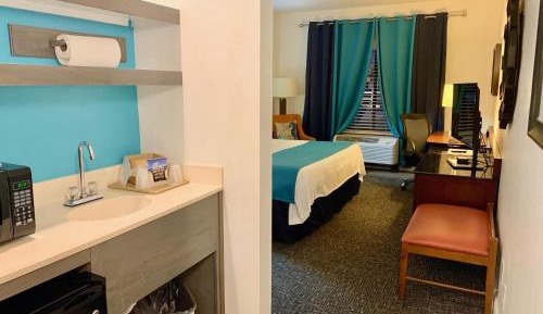 Deluxe King Room - Ground Floor