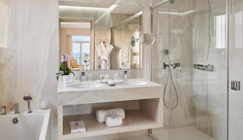 Deluxe Double Room with Sea View Terrace