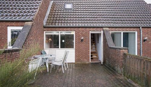 One-Bedroom Holiday Home