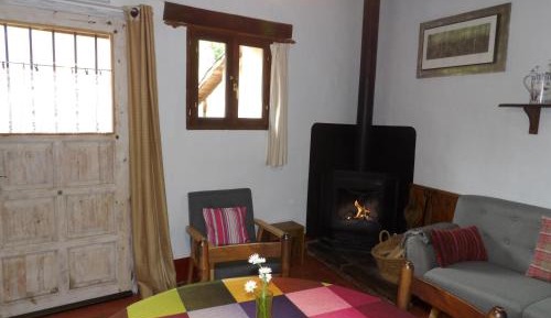 Apartment with Mountain View