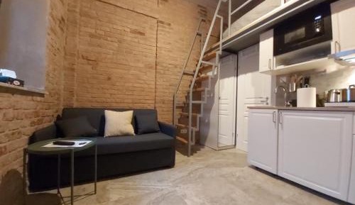 Studio - Split Level