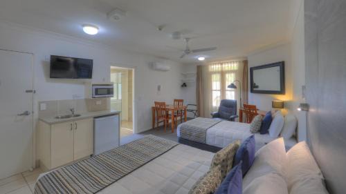 Deluxe Double or Twin Room with Balcony