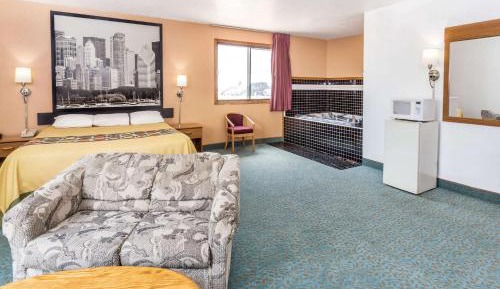 Deluxe King Room -Smoking