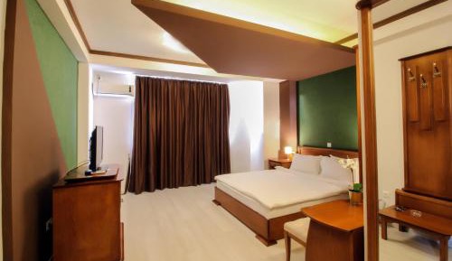 Double Room with Lake View